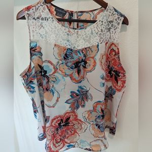 Van Heusen sleeveless floral blouse XL